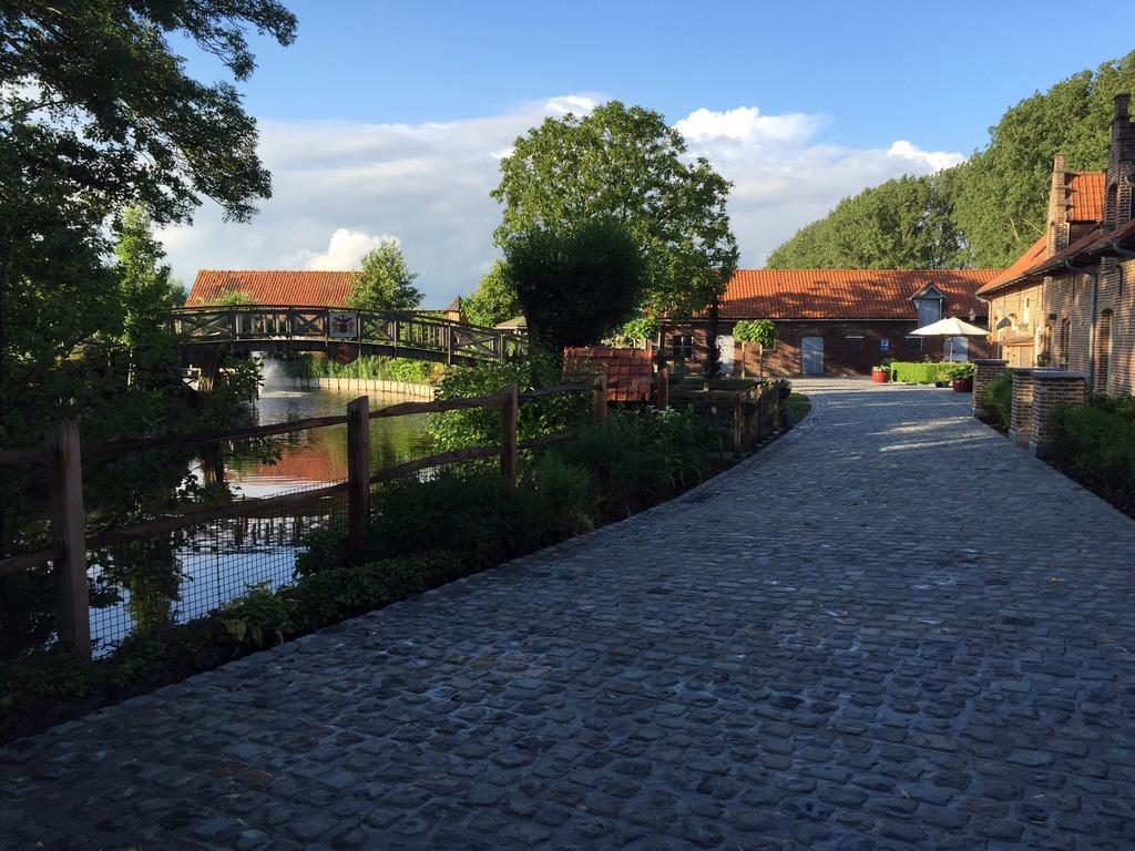 B&B De Rentmeesterhoeve Reningelst Bagian luar foto